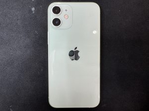 iPhone アイフォン 中古　販売　買取　下取り