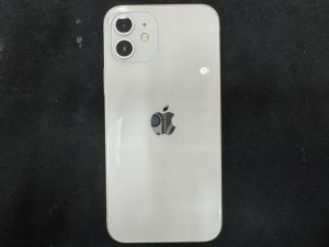 iPhone アイフォン 中古　販売　買取　下取り