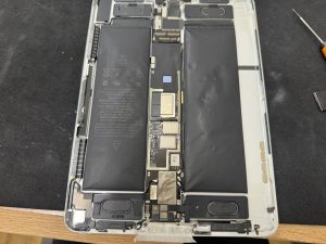 神戸　明石　スマホ修理　iPhone専門店 iPhone専門　電池交換　バッテリー交換　画面交換　機種変サポート 画面修理　ケータイ修理　携帯修理　